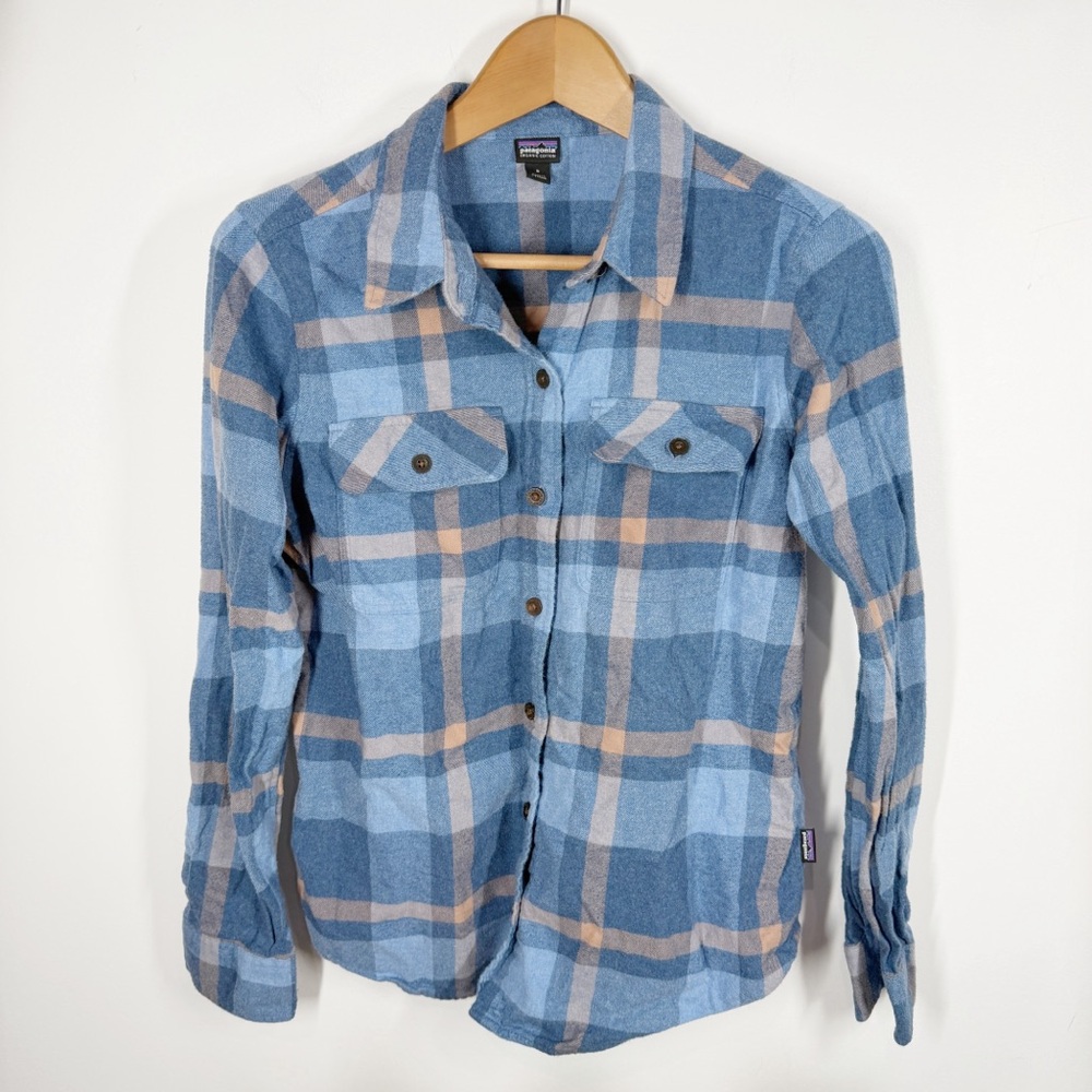 Patagonia Fjord Flannel Button Up Shirt Small Blue Tan Plaid Organic Cotton